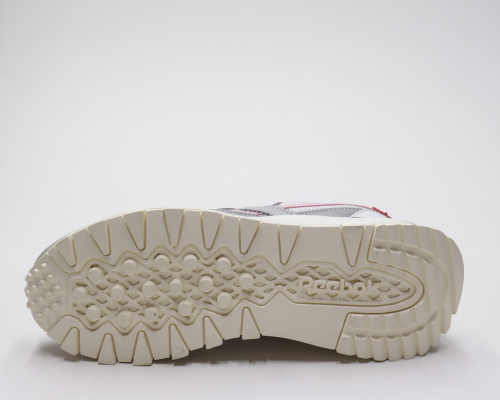Цена была 1863р.Кроссовки Reebok 320 (36-41)р. / шт.