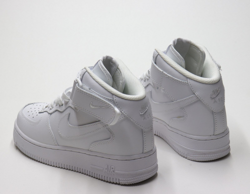 Цена была 1863р.Кроссовки Nike Air Force 1 Mid 07 (36-41)р. / шт.