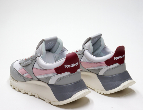 Цена была 1863р.Кроссовки Reebok 320 (36-41)р. / шт.