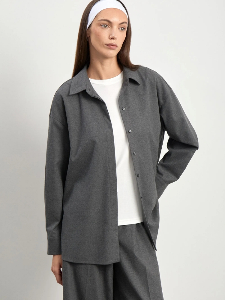 Рубашка из 100% рами ,
60% вискоза, 37% полиэстер, 3% эластан ,