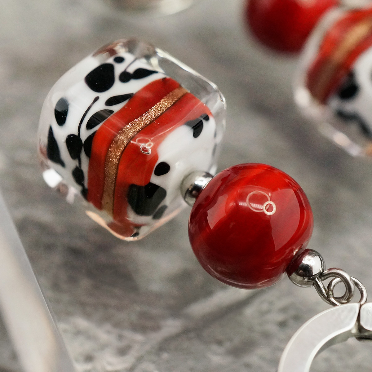 Серьги из муранского стекла SCARLET LAW LS3465