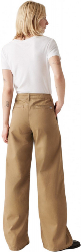 Джинсы женские XL CHINO NEUTRALS, LEVIS