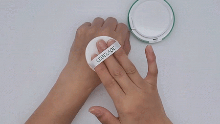 Lebelage Солнцезащитный кушон с экстрактом центеллы / Cica No Sebum Sun Cushion SPF 50+ PA+++, светло-бежевый, 15 г