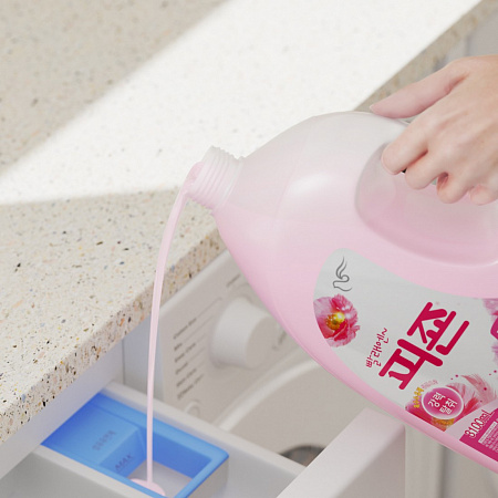 PIGEON Кондиционер для белья розовый сад / Regular Fabric Softener Pink Rose, 3100 мл