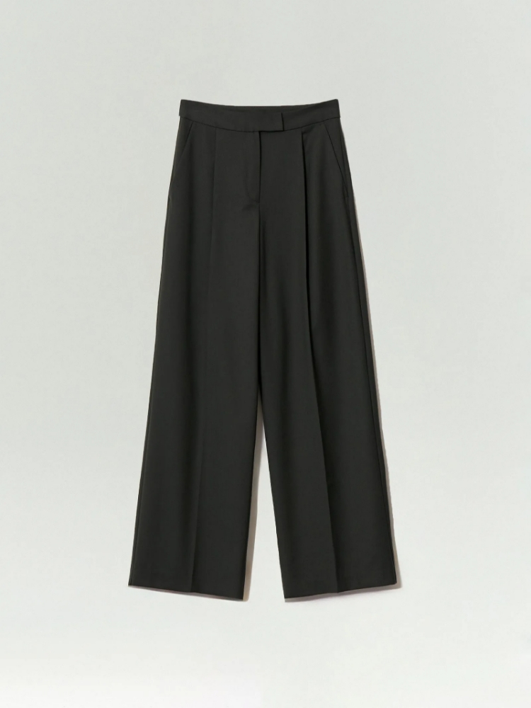 Брюки широкого кроя из вискозы и шерсти ,
58% полиэстер, 21% шерсть, 18% вискоза, 3% эластан ,