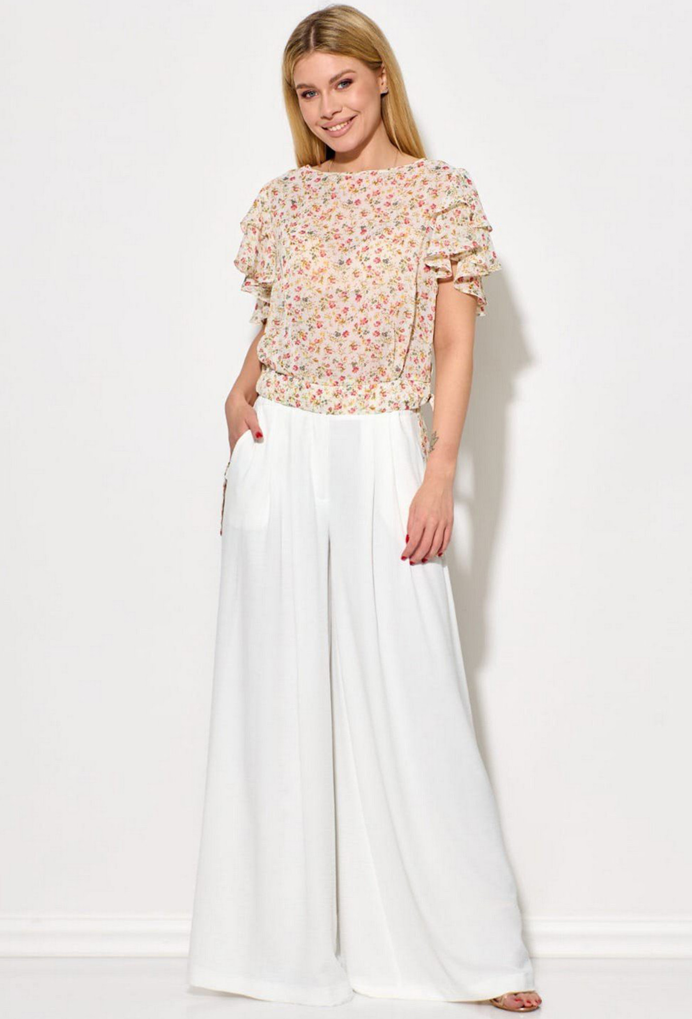 Комплект Viola Style 20637 молочно-красные цветы