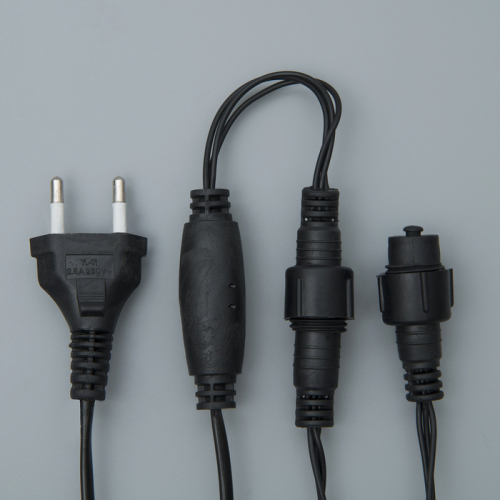 УЦЕНКА Гирлянда «Бахрома», 3×0.9 м, IP44, УМС, 232 LED, 220 В, тёмная нить, свечение тёплое белое