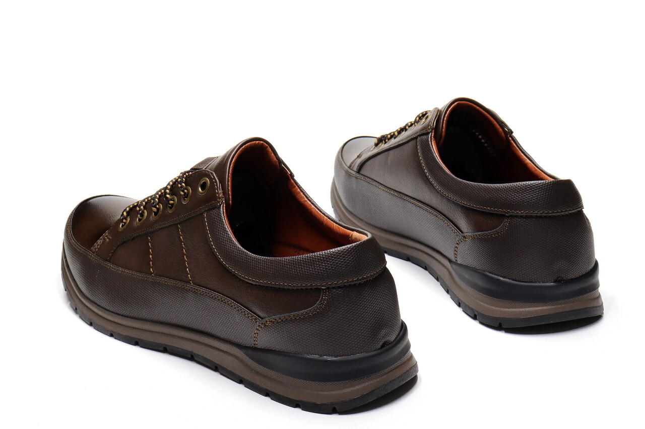 Цена была 1950р.Кроссовки (40-45)р. / шт. D1321/1