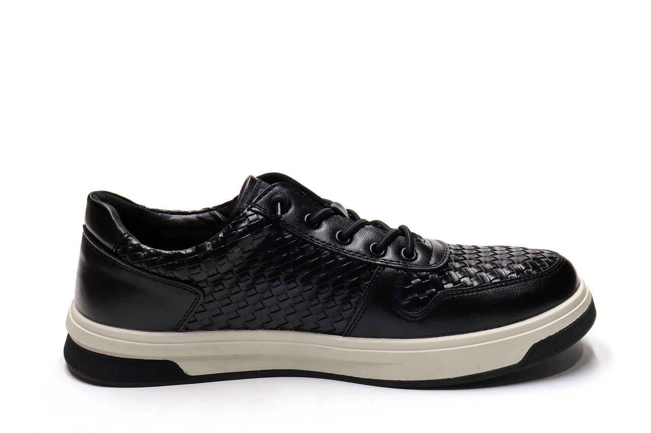 Цена была 1950р.Кроссовки (39-41)р. / шт. WD2320/15