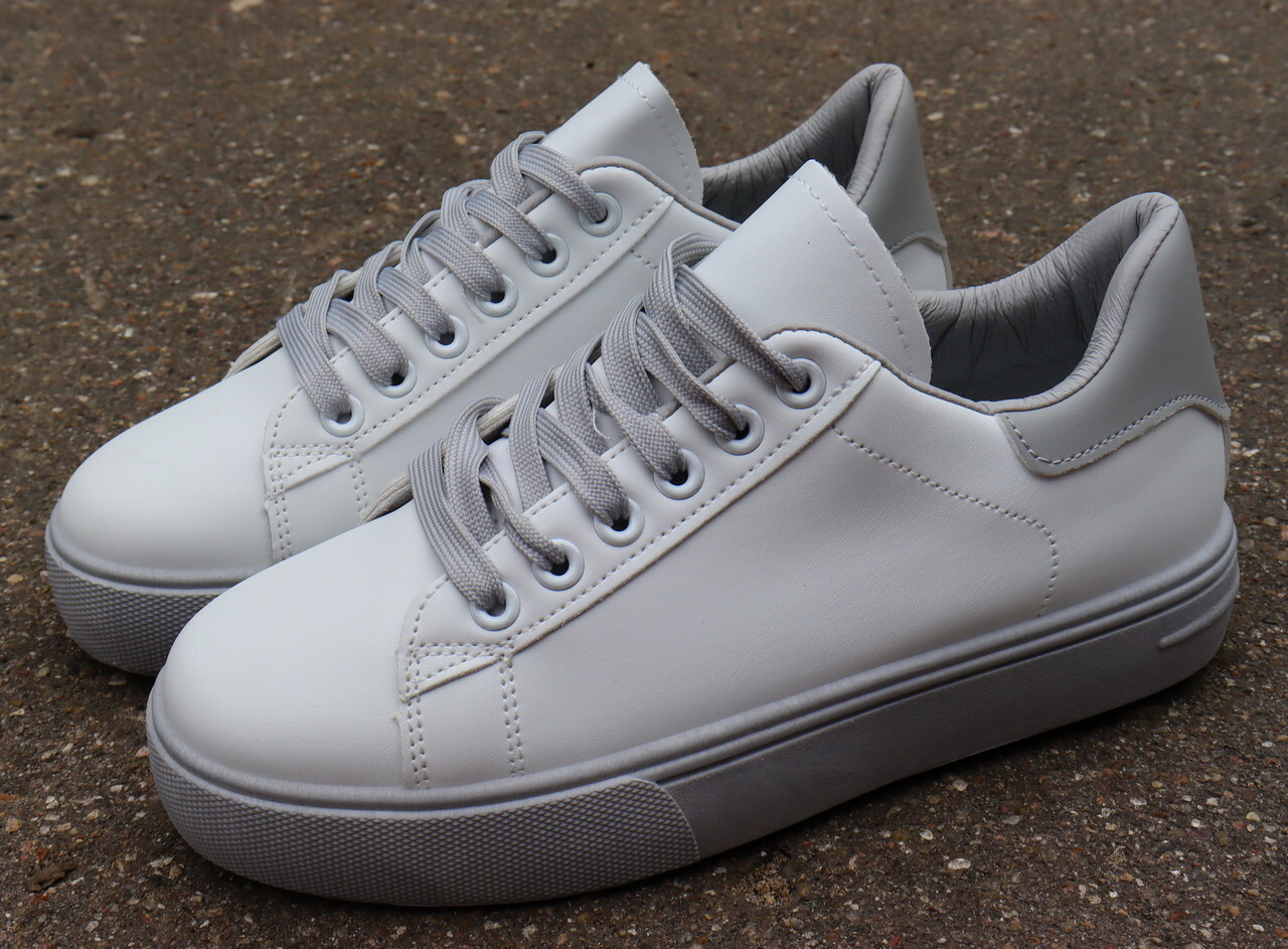 СКИДКА!Цена была 797р.Кроссовки (36-40)р. / шт.