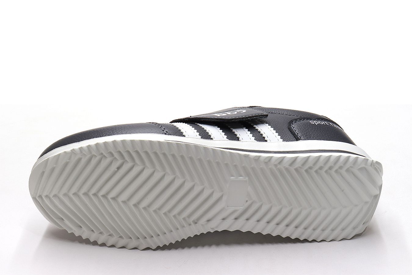 Цена была 790р.Кроссовки (41-46)р. / шт. 286/6