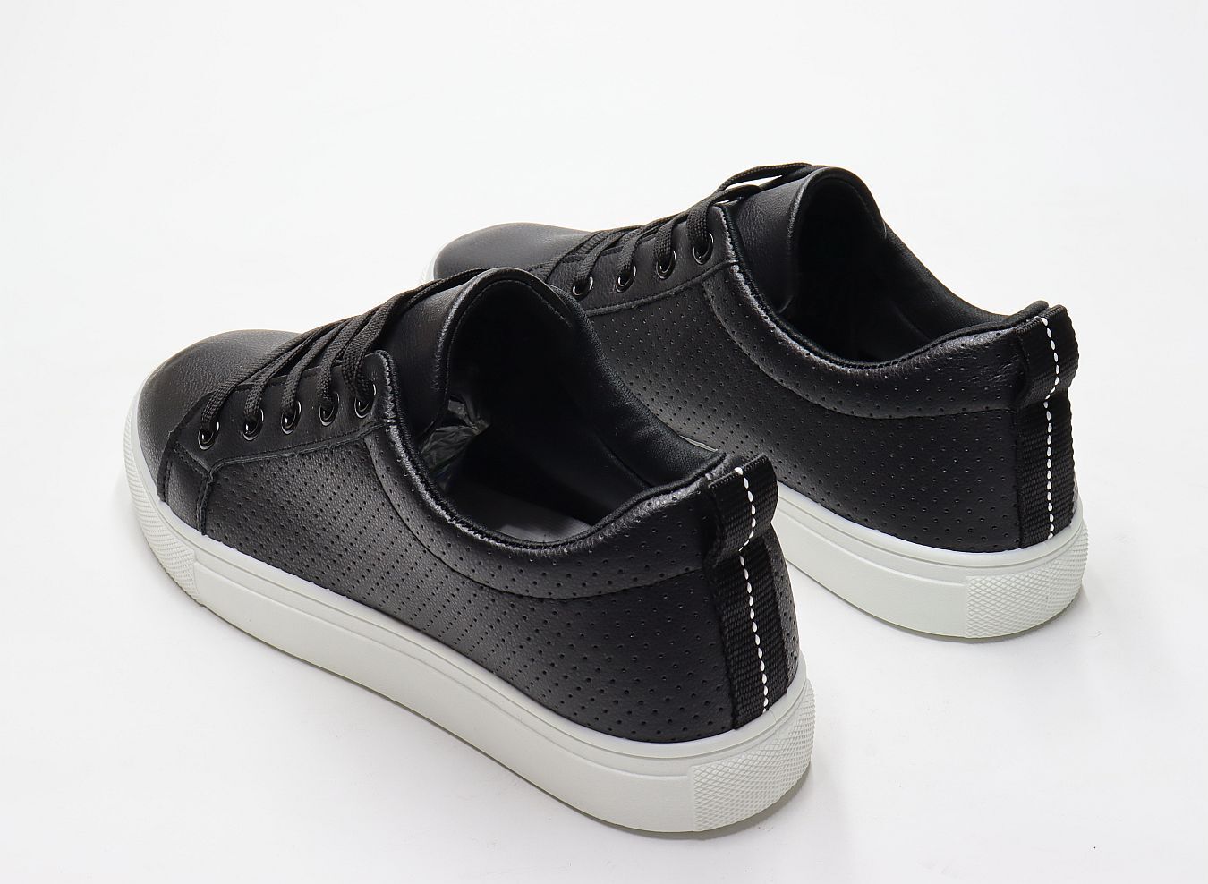 Цена была 711р.Кеды (41-46)р. / шт. 2935/1