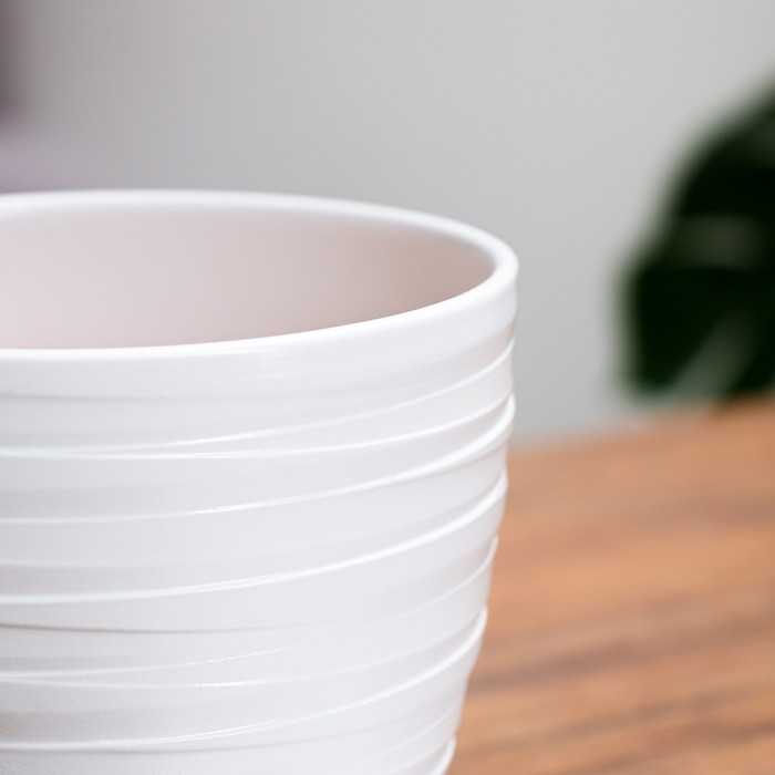 Горшок для цветов «Нежность», 1.4 л, d=15 см, h=13 см, керамика, с поддоном, белый