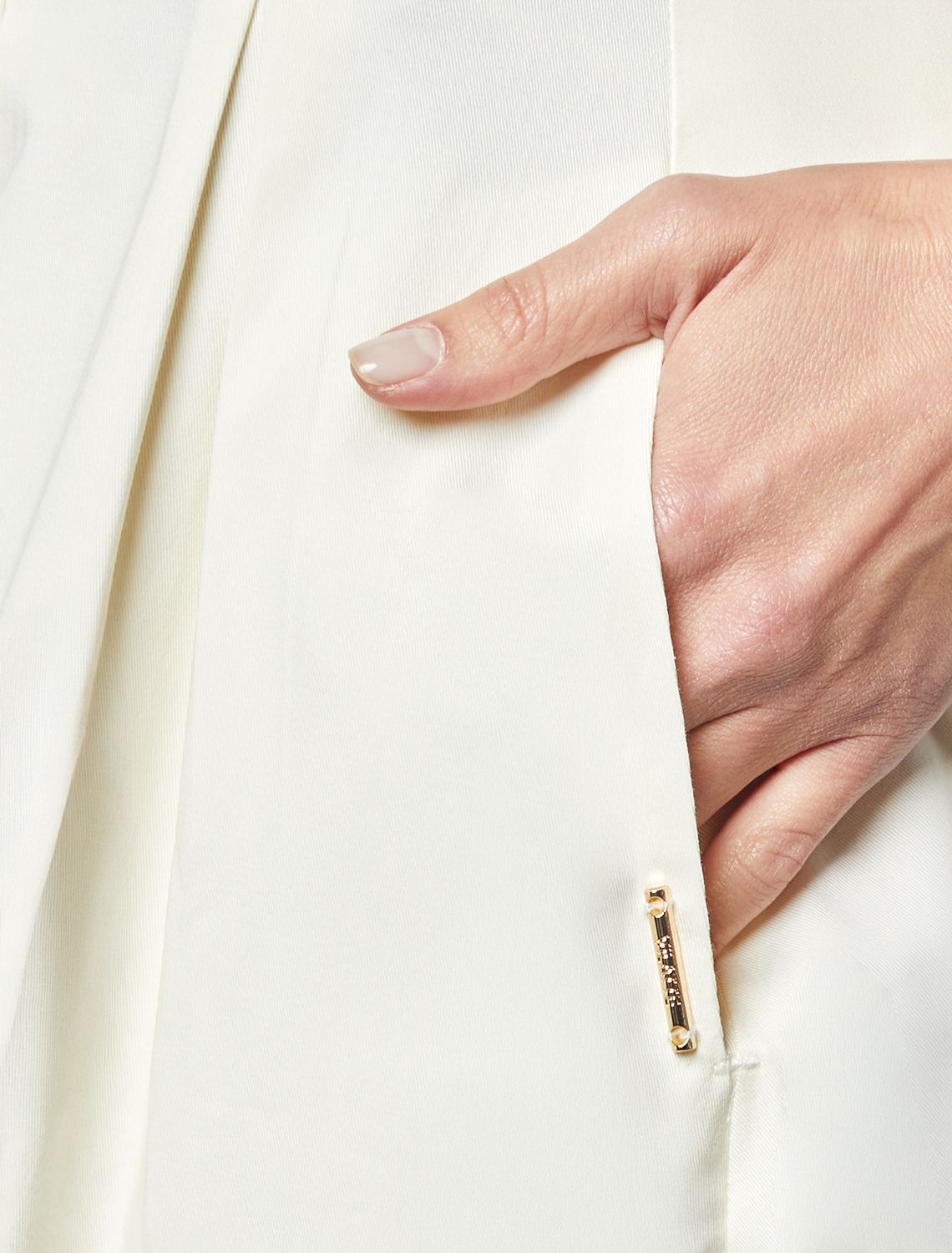 Юбка-миди свободного силуэта D26.199 белый