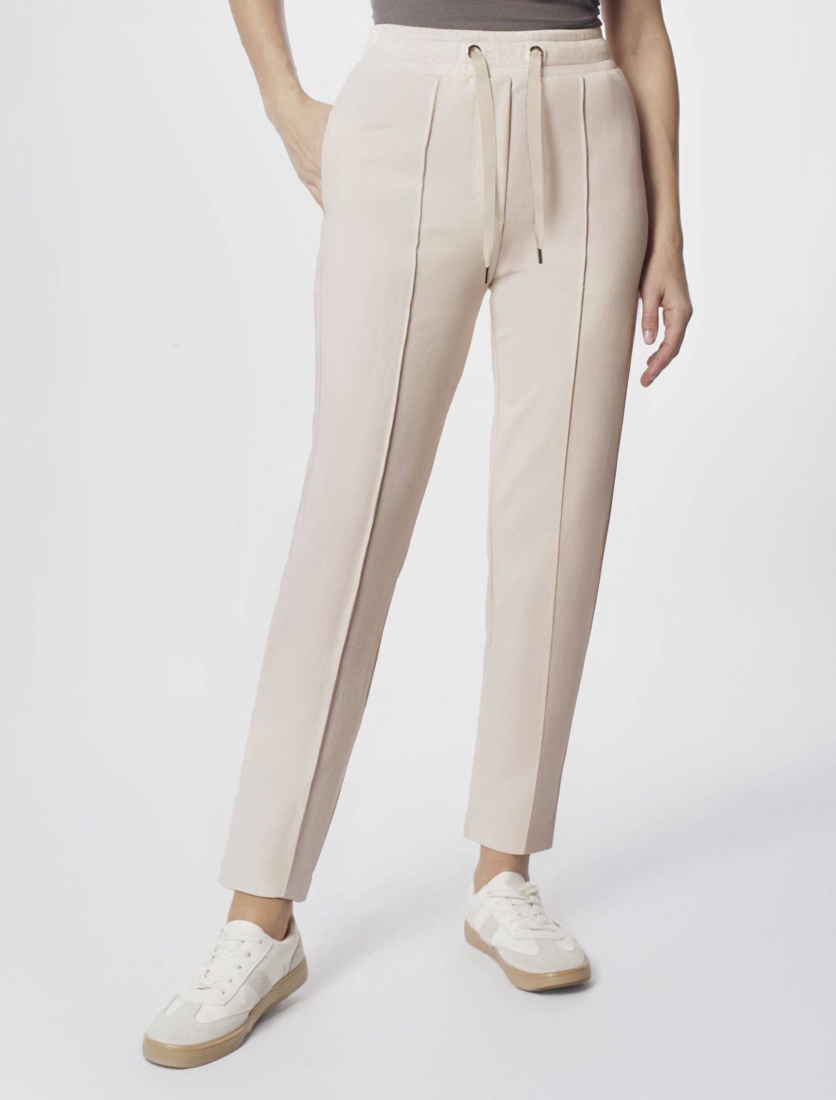 Брюки из эластичного футера D44.143 бежевый