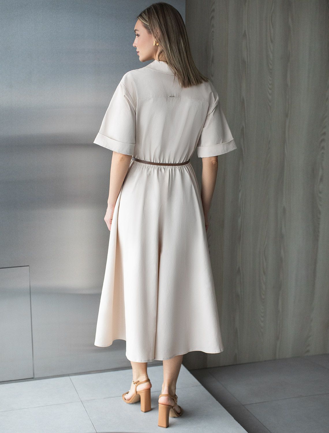 Платье в стиле сафари с отложным воротником D22.253 светло-бежевый