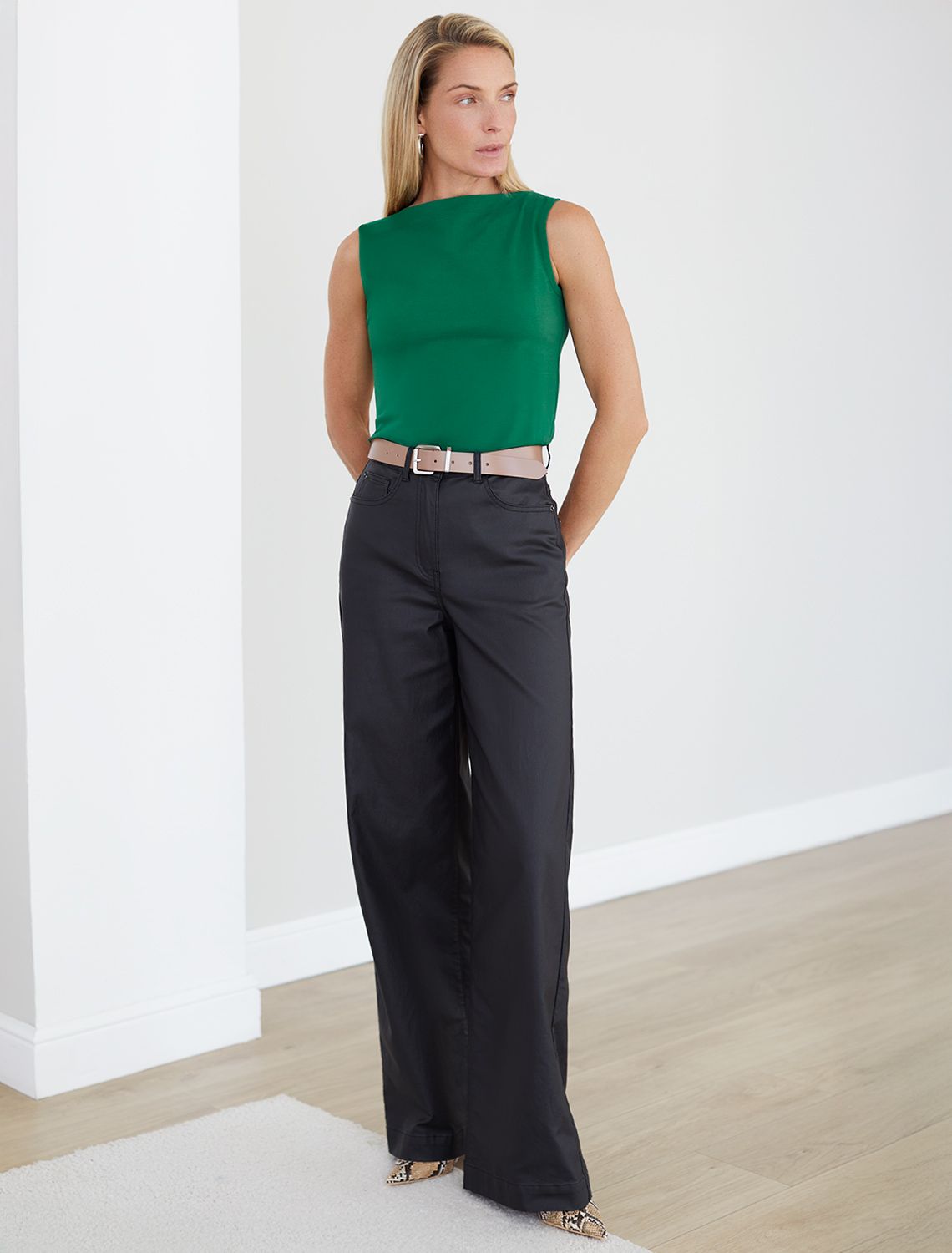 Топ из премиального хлопка с эластаном D43.201 зеленый