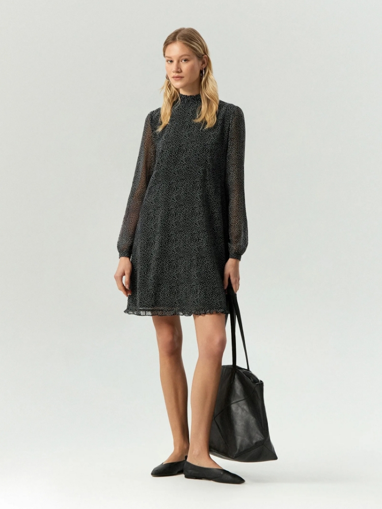 Платье мини из шифона в горох ,
100% полиэстер ,