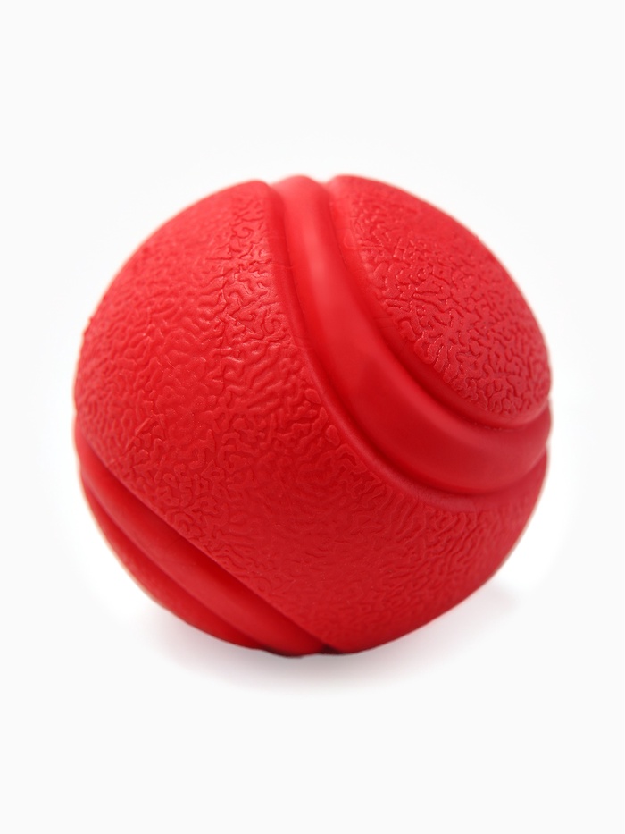 Игрушка цельнолитая