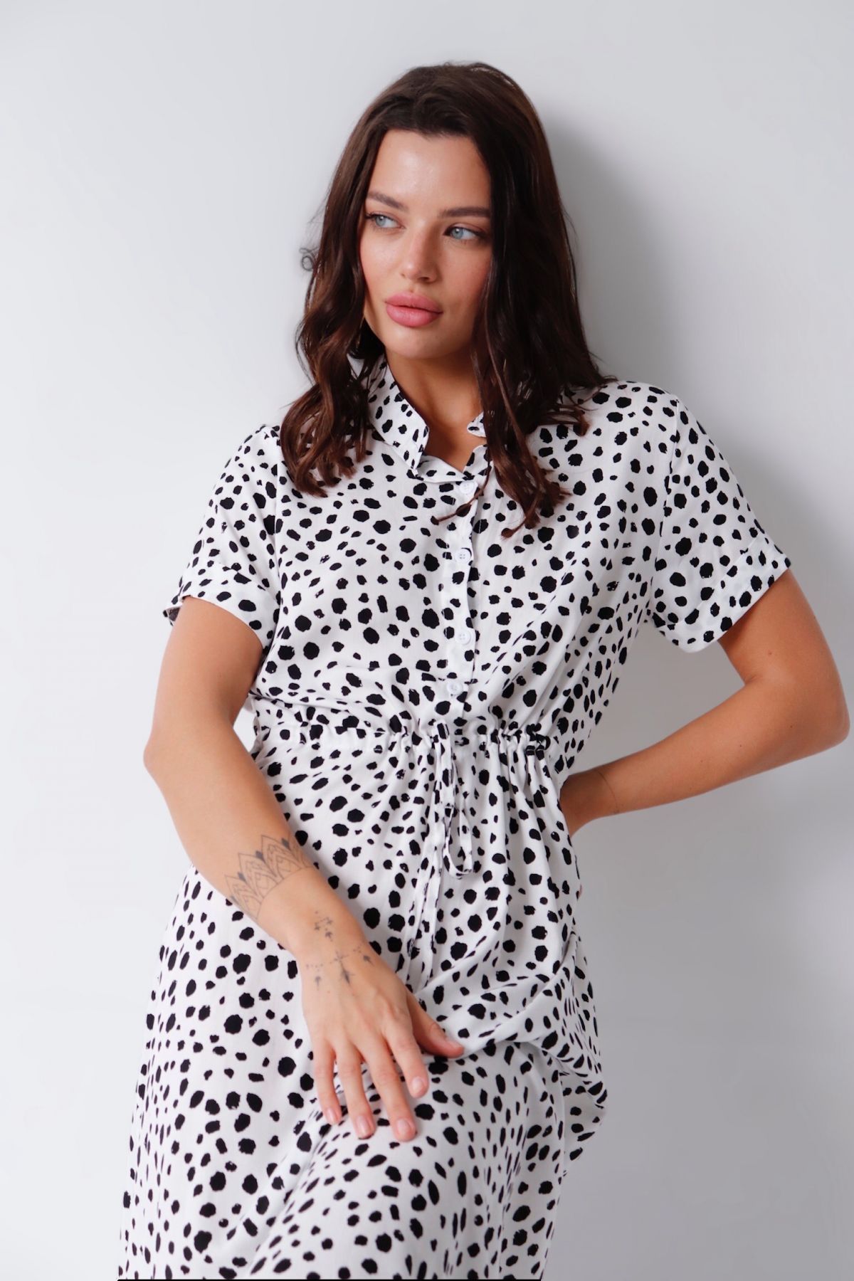 13636 Платье белое с принтом (остаток: 52-54)