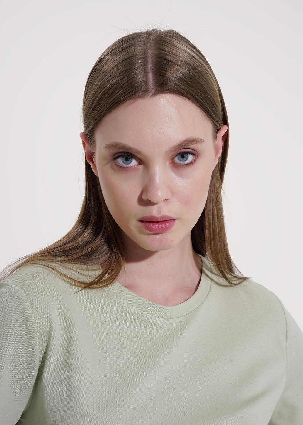 Ст.цена 890р CLE 256572зз Футболка женская 256572зз св.зелёный