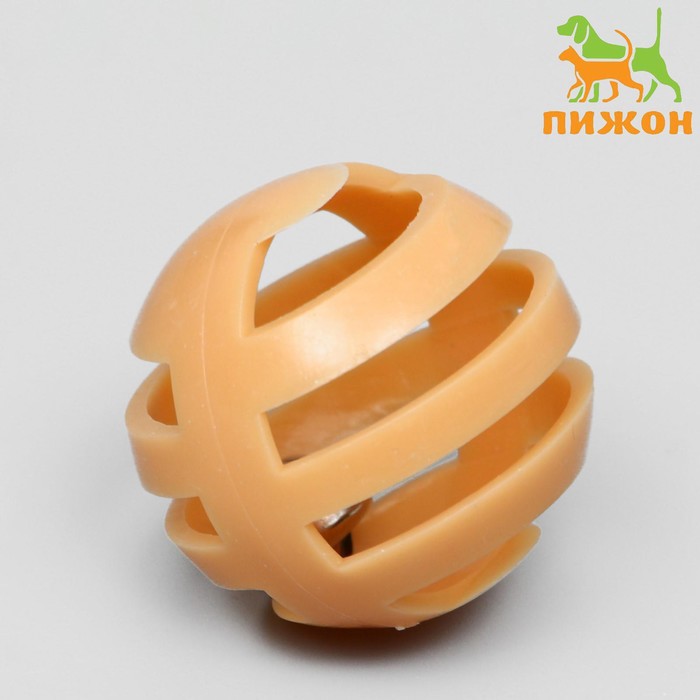 Шарик для кошек с бубенчиком