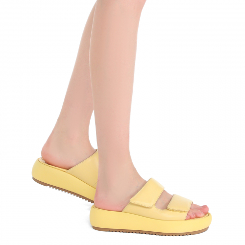 Женские шлепанцы TAMARIS LAREA 3395165, желтый