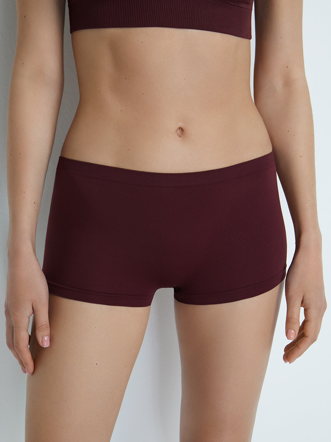 ст. цена533руб.! Omsa Шорты OmS270 Shorts, PABordeaux (Бордовый)