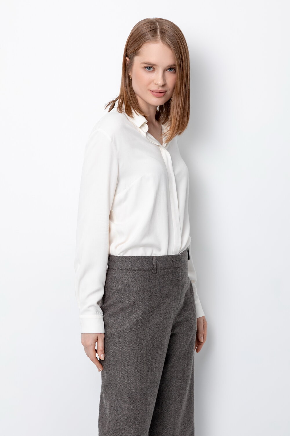 ст. цена6667руб.! VERY NEAT Брюки ЕТ 40009темно-коричневый, елка