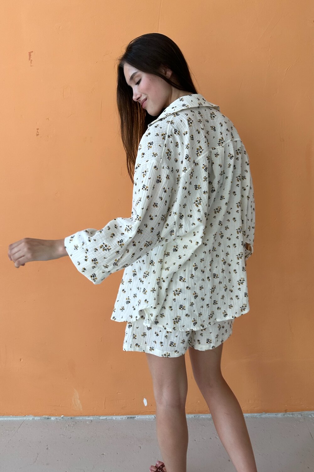 Ст.цена 4340р. 438478 RISE Костюм SET019/24 Белый, горчичный