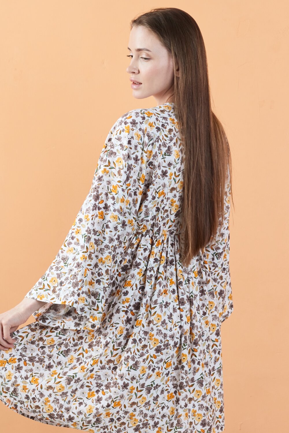 Ст.цена 2640р. 415703 RISE Платье FLOWER030/04 Белый, коричневый