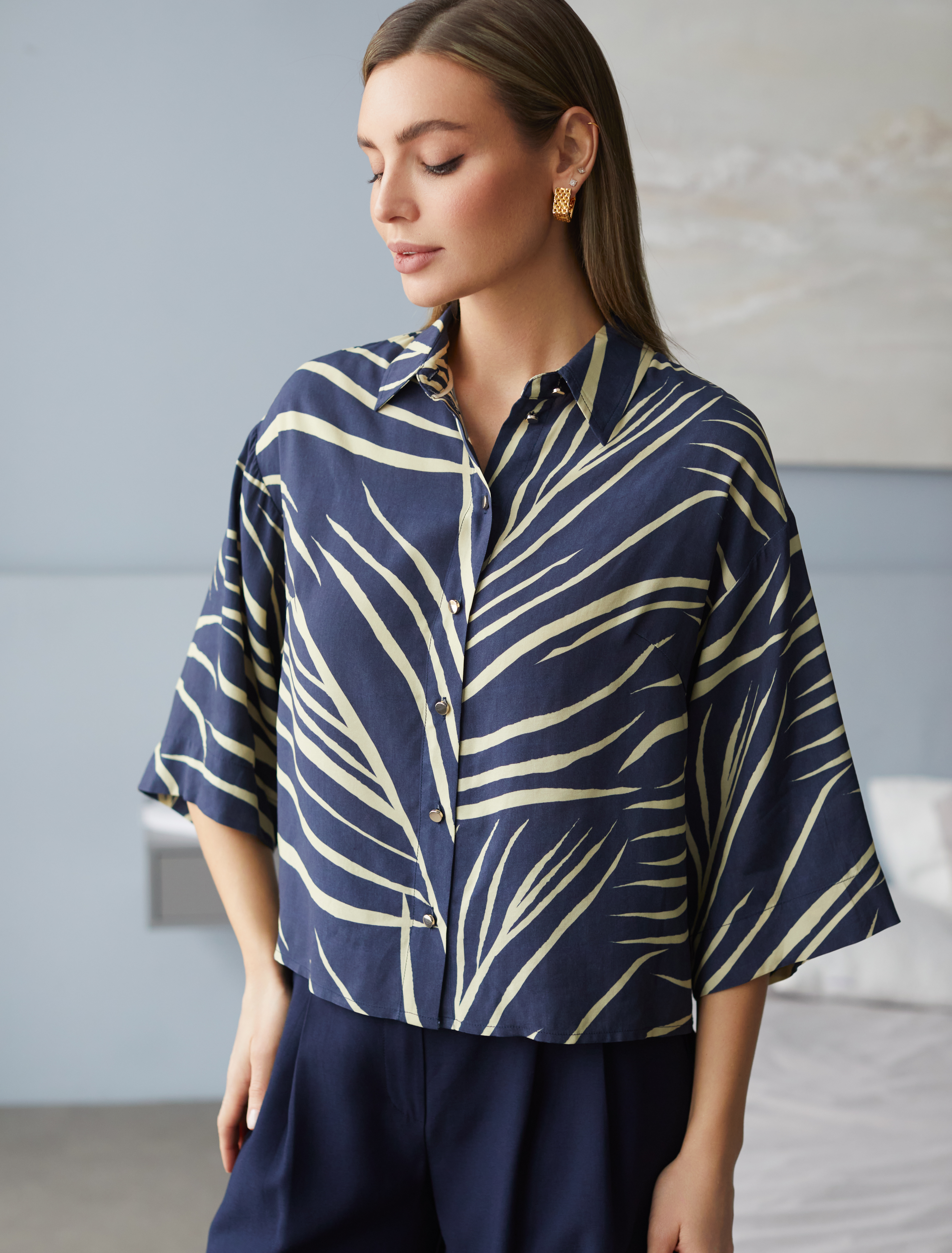 Блузка из вискозы с лиоцеллом D29.263 темно-синий