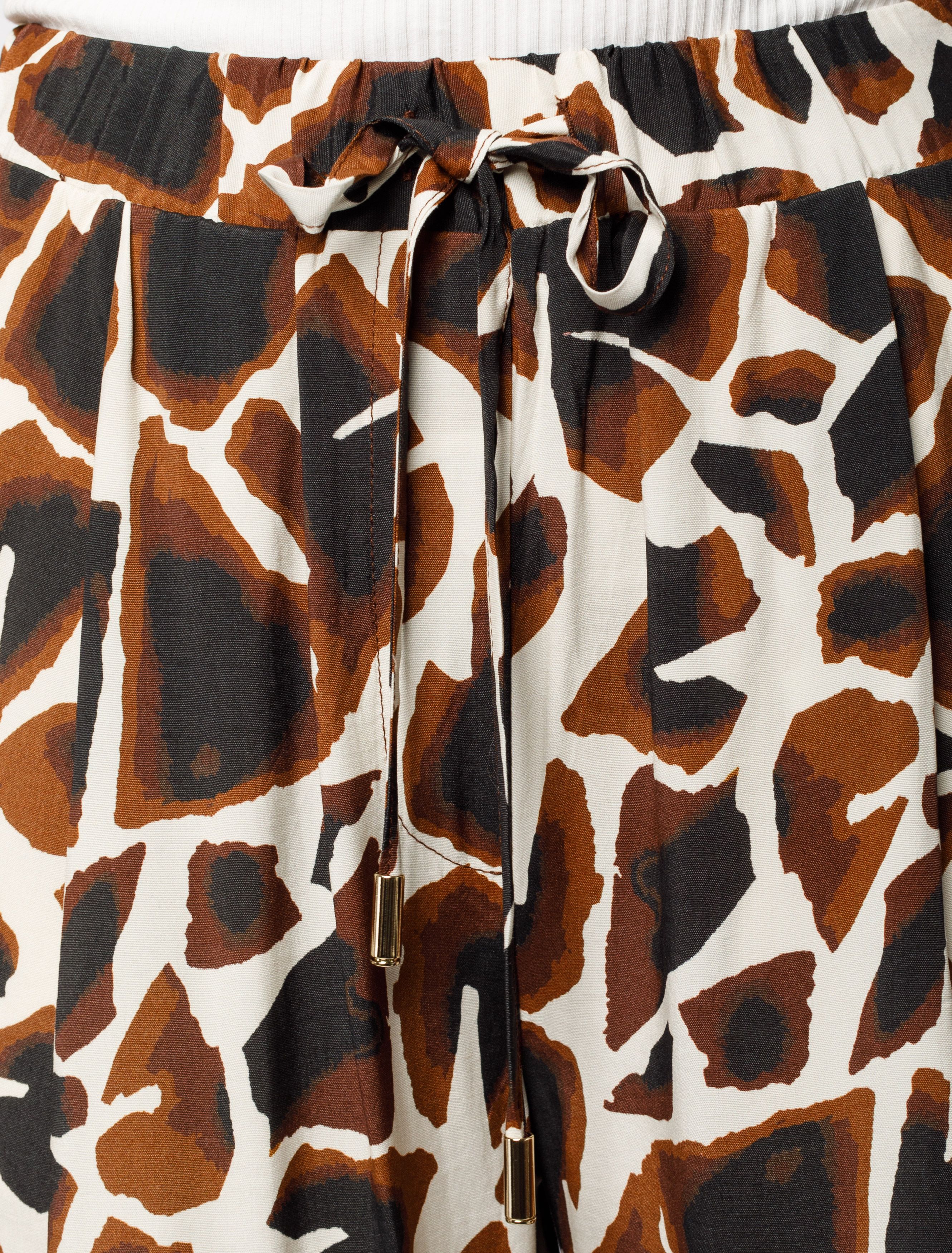 Брюки из вискозы с лиоцеллом D24.270 бежевый-коричневый