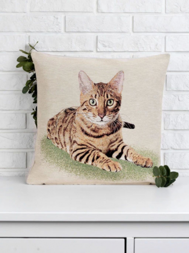 Кошки Бенгальская лежит Наволочка 45х45 см 03531