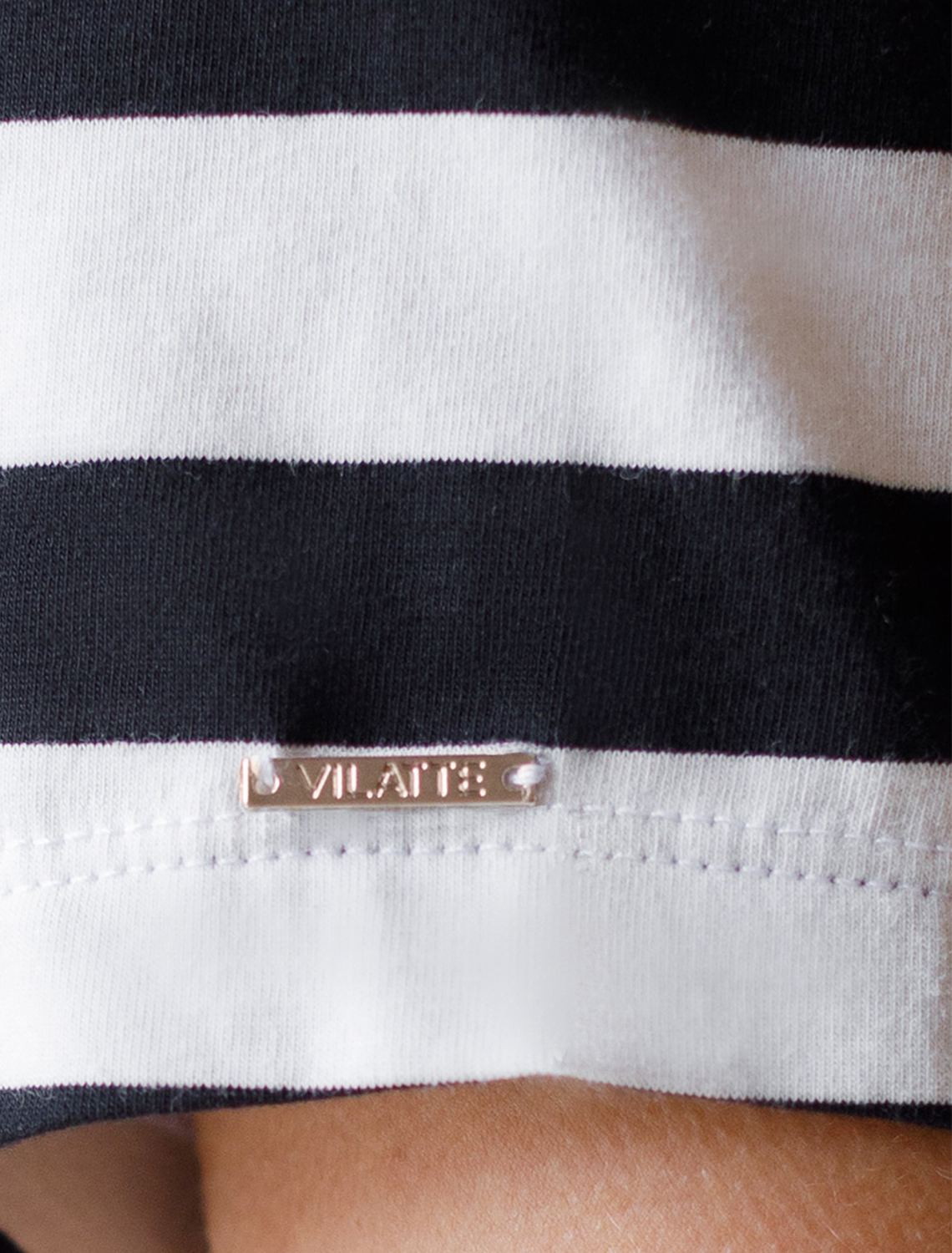 Футболка из премиального хлопка с эластаном D49.096 белый-черный