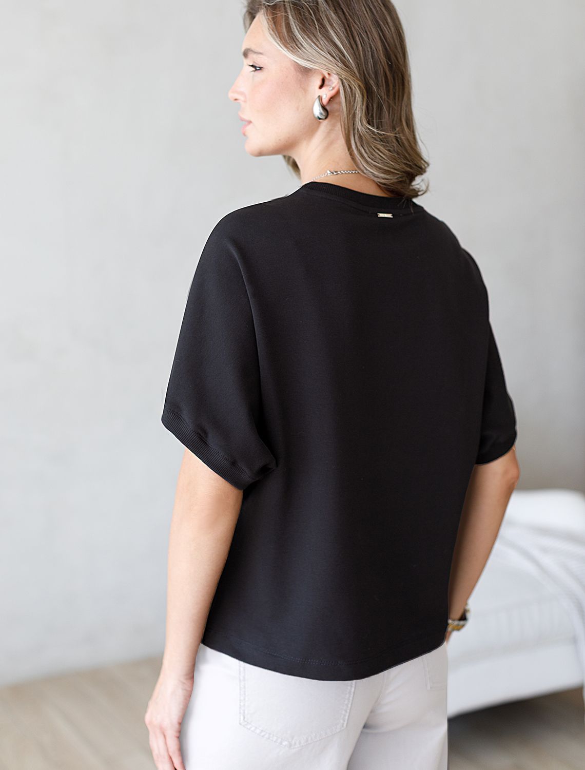 Футболка из тонкого премиального футера с эластаном D49.074 черный