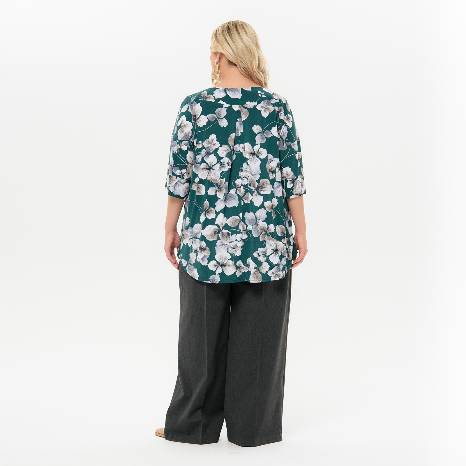 Туника свободная, изумрудная с цветочным принтом *