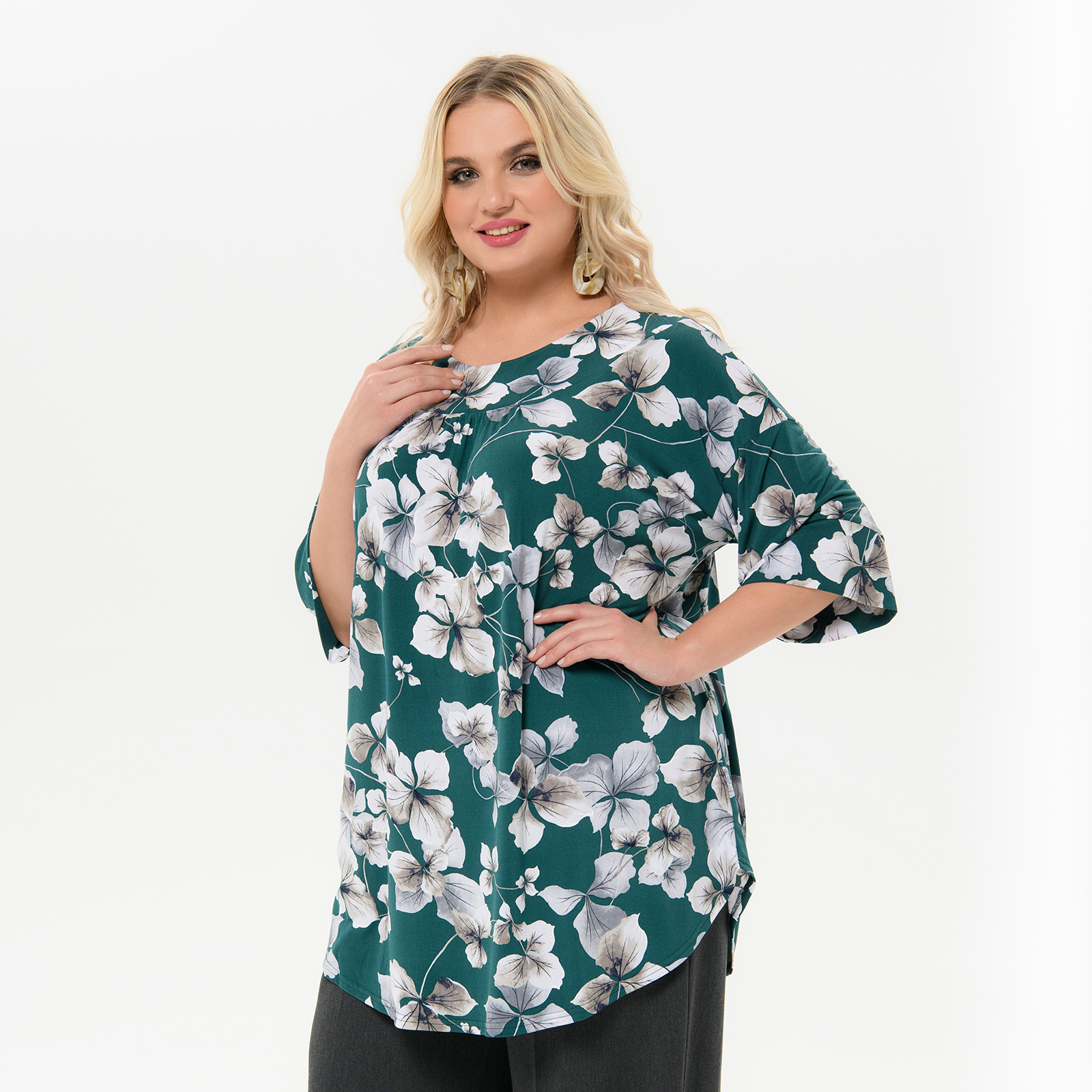 Туника свободная, изумрудная с цветочным принтом *