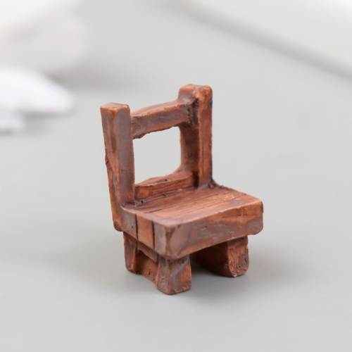 Фигурка для флорариума полистоун «Деревянный стул», 1.8×1.5×2.5 см