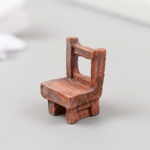 Фигурка для флорариума полистоун «Деревянный стул», 1.8×1.5×2.5 см