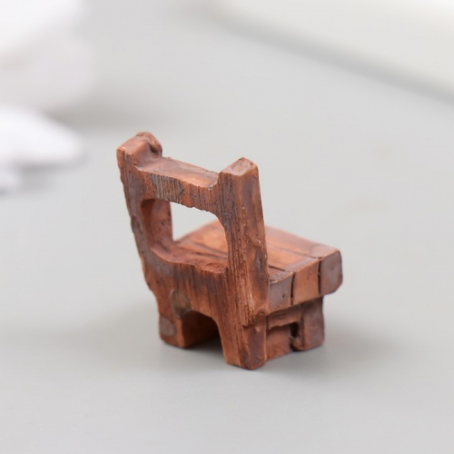 Фигурка для флорариума полистоун «Деревянный стул», 1.8×1.5×2.5 см