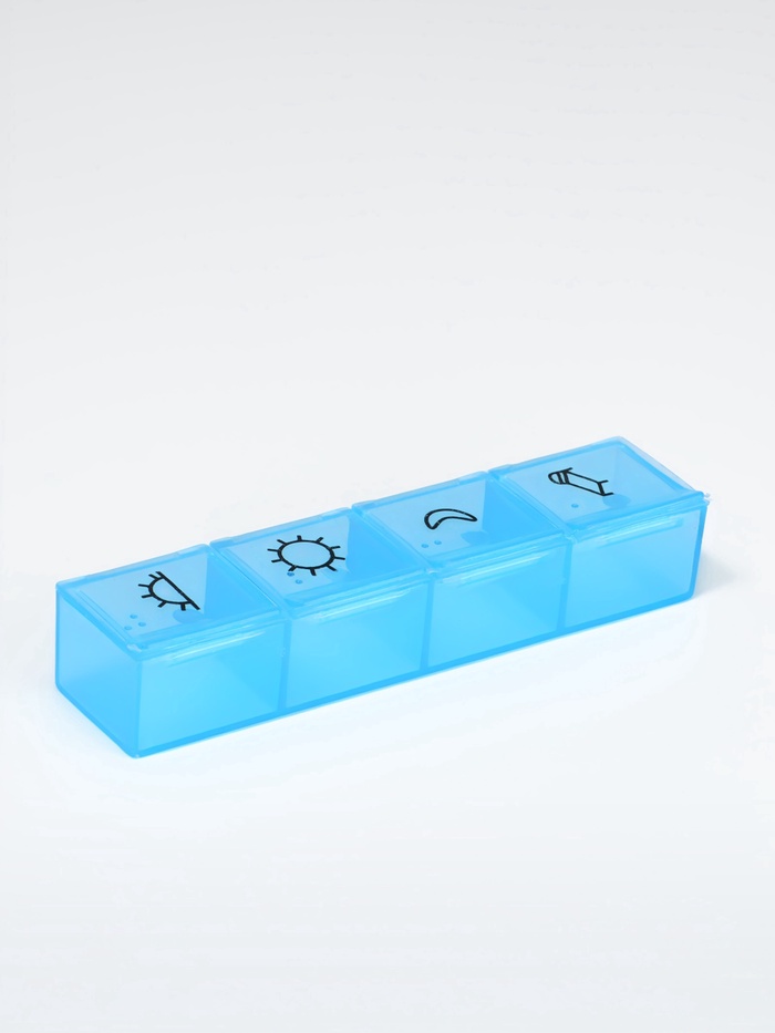 Таблетница, 9,7 × 2,3 × 1,7 см, 4 секции, цвет синий