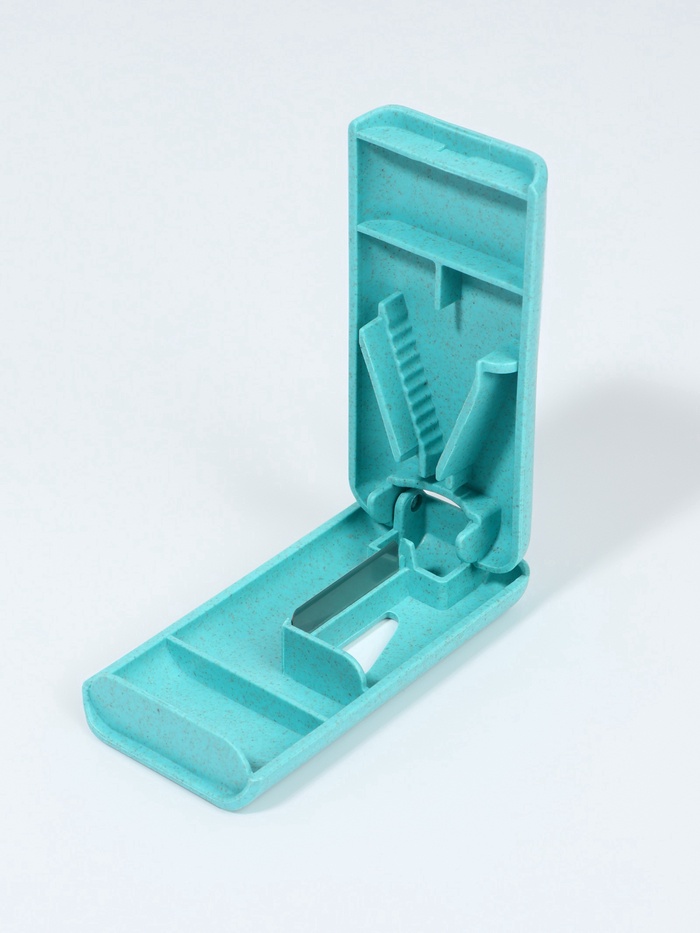Таблетница с делителем, 8 × 4 × 1,5 см, 1 секция, цвет МИКС