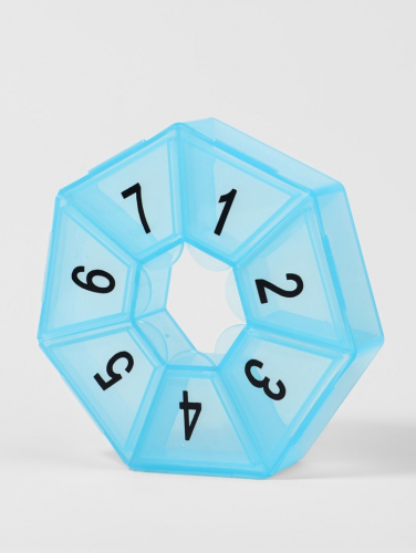 Таблетница «Цифры», 7,5 × 7,5 × 1,7 см, 7 секций, цвет МИКС