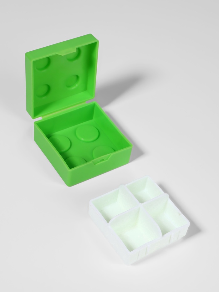 Таблетница «Конструктор», 5,5 × 5,5 см, 4 секции, цвет МИКС