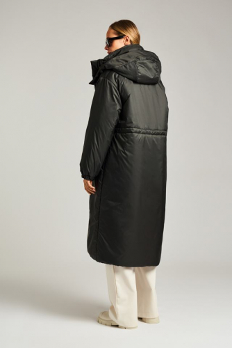 Ст.цена 8250р. Куртка: В068-12-44 Черный Black 19-4007