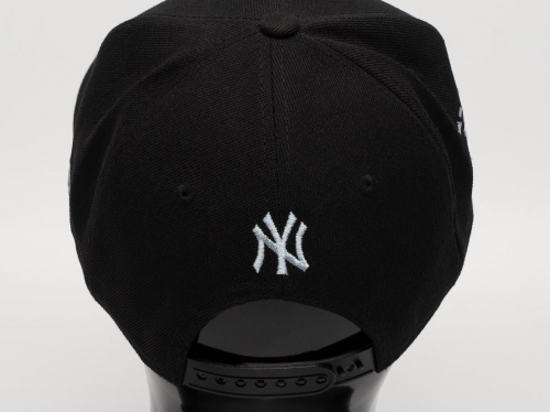 Кепка NY Yankees Snapback