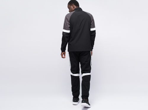 Спортивный костюм Adidas