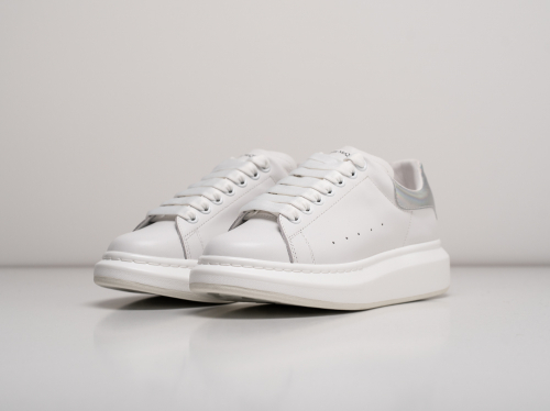 Кроссовки Alexander McQueen Lace-Up Sneaker