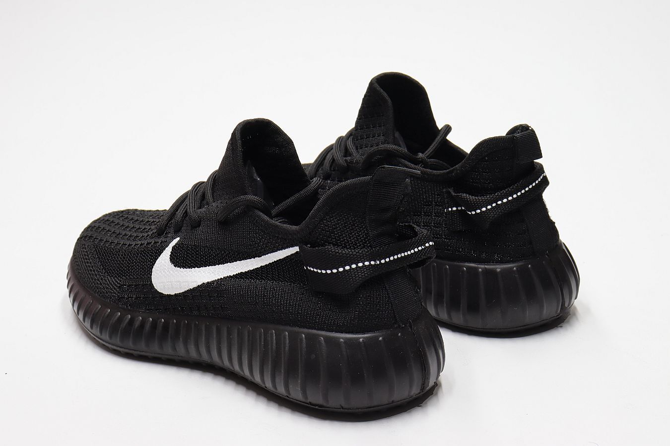 Цена была 620р.Кеды (40-45)р. / шт. 9-1